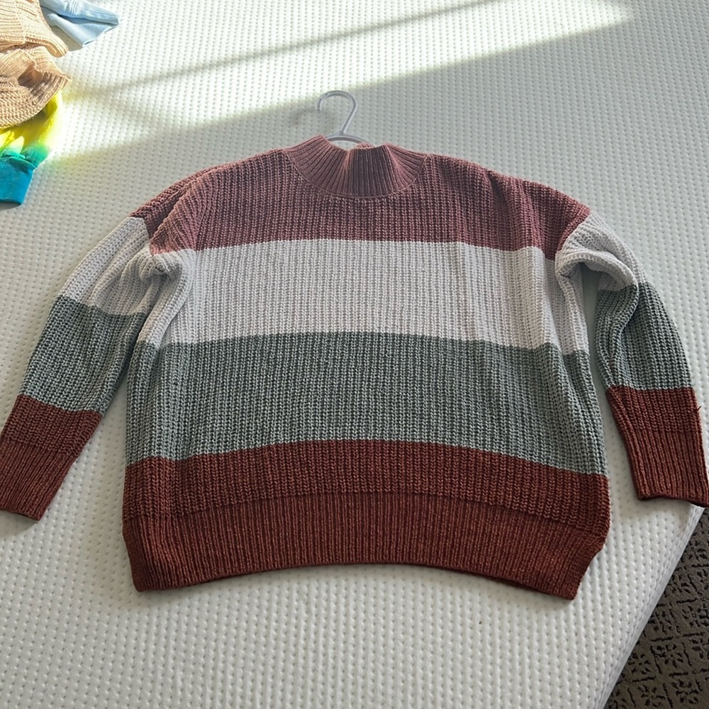 Women’s Sweater